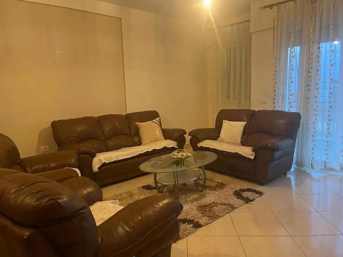 Ales' Apartment Durres Albania
